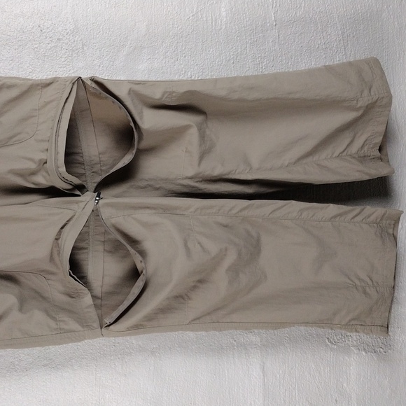 L.L. Bean Khaki Nylon Mid Rise Zip Away Short Pant Combo Straight Leg Cargo Pant - Picture 5 of 13